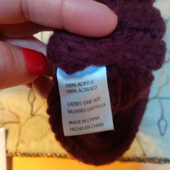 2 Hot in Hollywood Headbands knit & red grosgrain - Picture 4 of 8